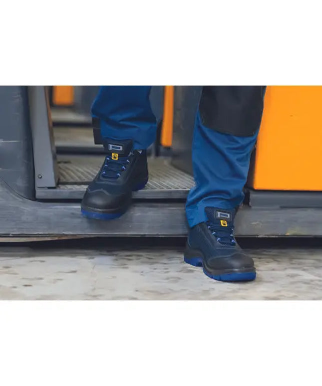 Pantofi de protectie Cerva WADE MF ESD S1P SRC, cu bombeu compozit si lamela